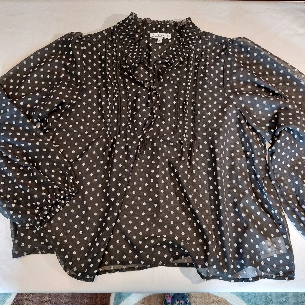 Sam Edelman Vermont Vintage Ruffle Collared V-Neckline Blouse XL EUC Black And W - Picture 13 of 13